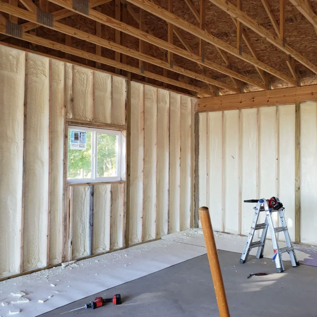 Foam insulation project photo 1